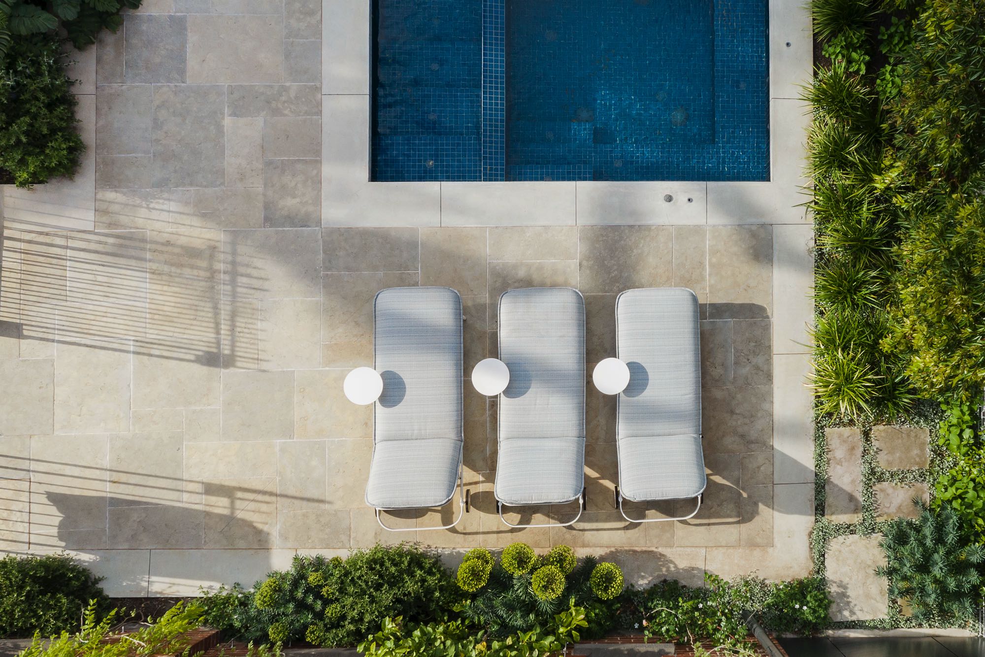 LP1087_878HighSt_626