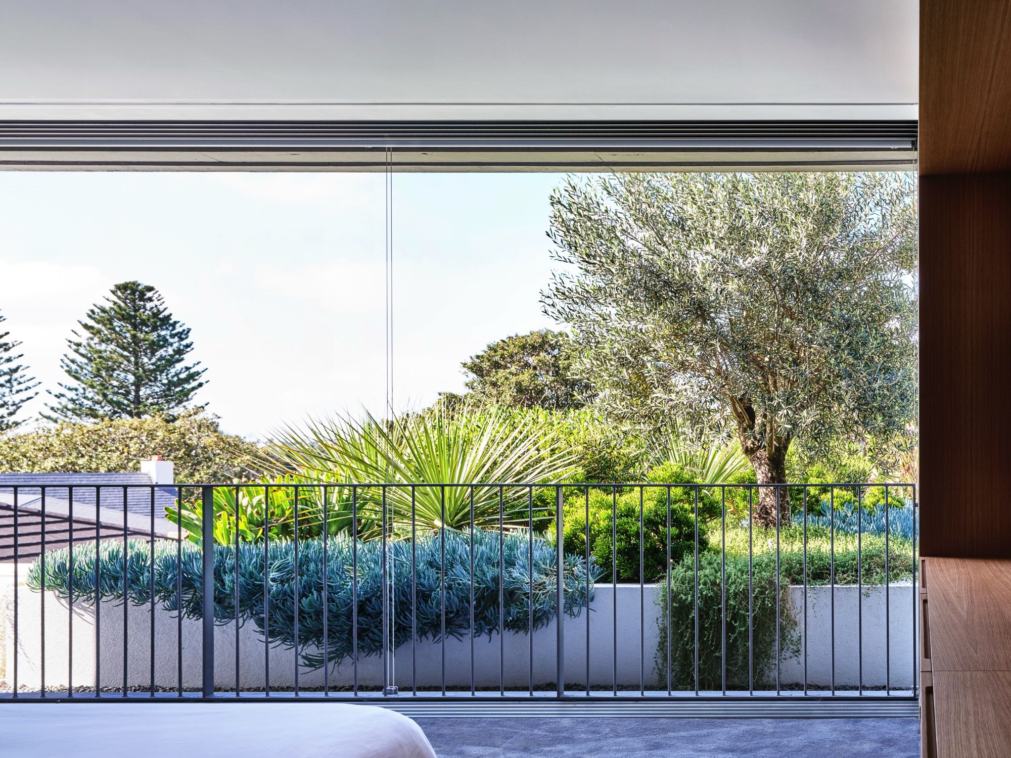 TP Latimer Road 01402 HR